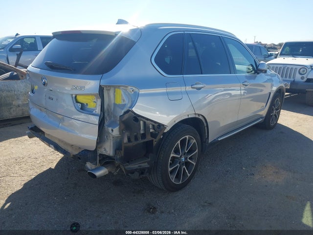 2017 BMW X5 5UXKR0C55H0U55040 Photo 3