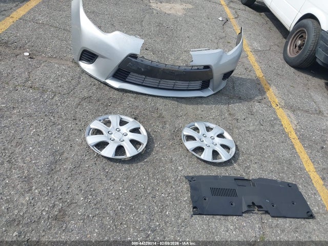 2T1BURHE0GC643949 Toyota COROLLA LE