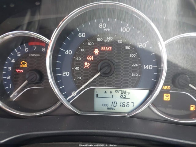 2T1BURHE0GC643949 Toyota COROLLA LE