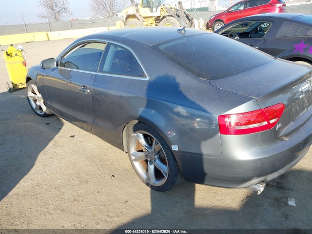 2012 AUDI A5 WAULFAFR2CA044097 Photo 2