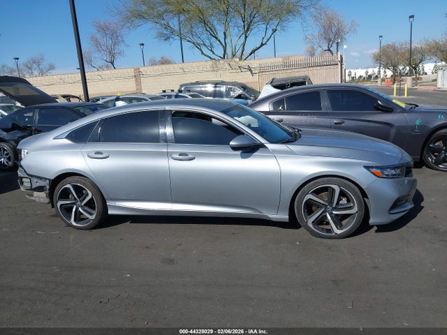 1HGCV1F39KA118293 Honda Accord Sport