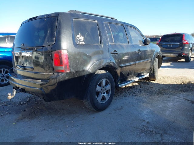 44328062 :رقم المزاد ، 5FNYF3H5XBB003012 vin ، 2011 Honda Pilot Ex-l مزاد بيع