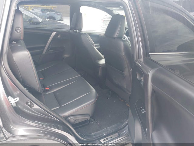JTMNFREVXGJ061308 Toyota RAV4 SE