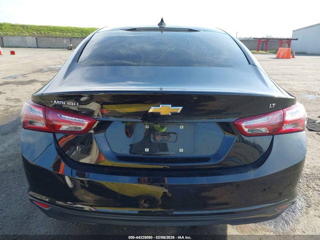 1G1ZD5ST4LF122807 Chevrolet Malibu Fwd Lt