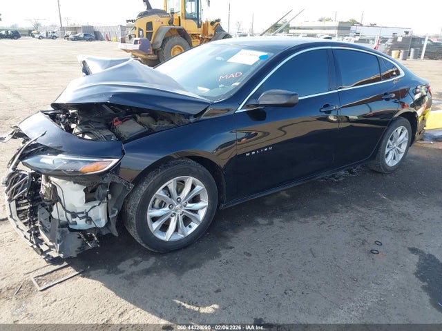 1G1ZD5ST4LF122807 Chevrolet Malibu Fwd Lt
