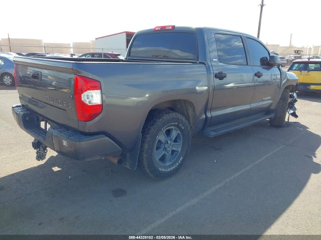 5TFEY5F12JX234919 Toyota Tundra Sr5 5.7l V8