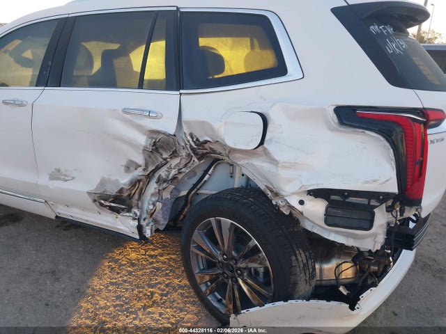 2025 CADILLAC XT6 1GYKPERS6SZ114258 Photo 5