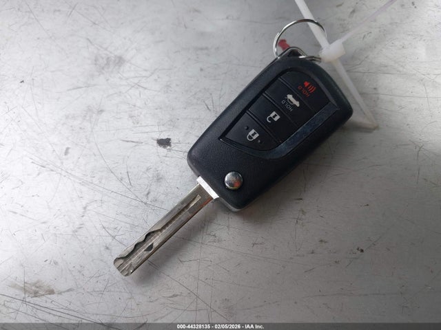 4T1C11AK0RU252817 Toyota CAMRY LE