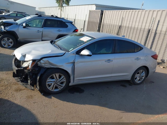 KMHD84LF1KU846968 Hyundai ELANTRA SEL