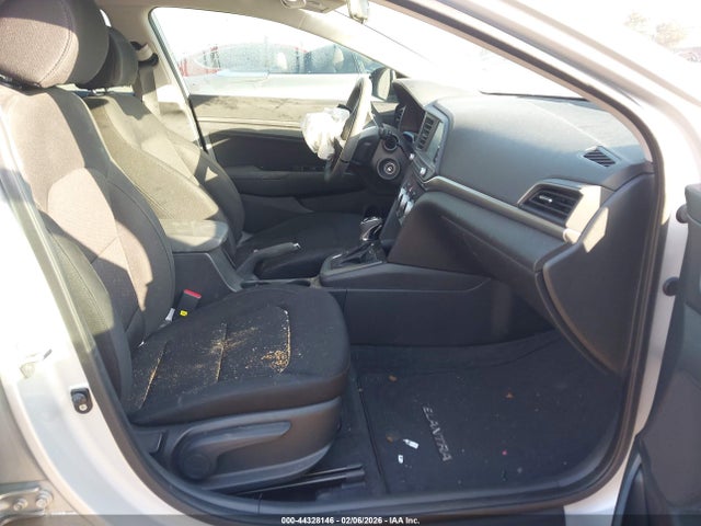 KMHD84LF1KU846968 Hyundai ELANTRA SEL
