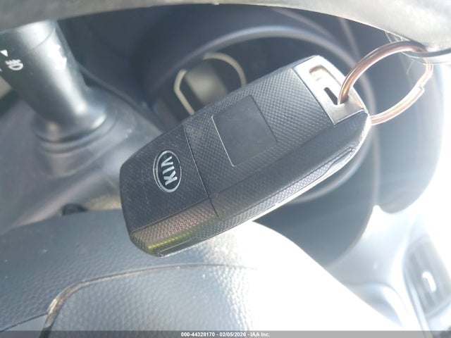 Продаж на аукціоні авто 2016 Kia Soul +, vin: KNDJP3A53G7825740, номер лоту: 44328170