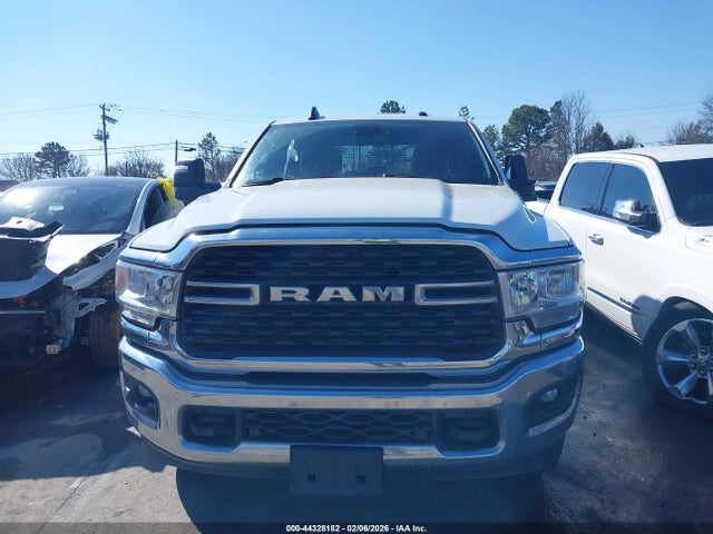 44328182 :رقم المزاد ، 3C6UR5DLXRG106027 vin ، 2024 Ram 2500 مزاد بيع