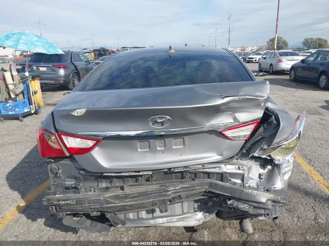 5NPEB4ACXEH881560 Hyundai SONATA GLS