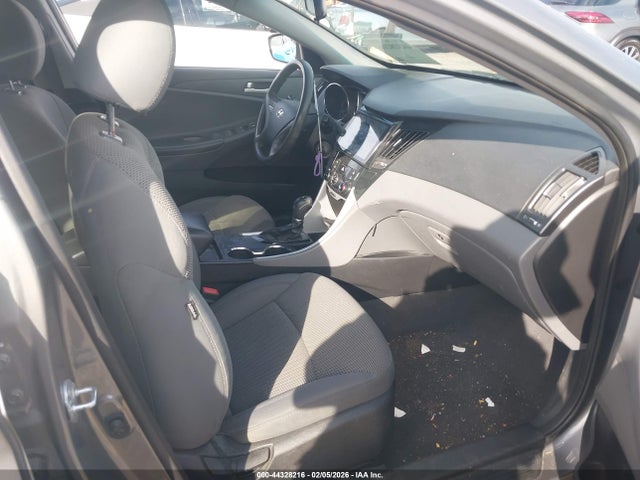 5NPEB4ACXEH881560 Hyundai SONATA GLS