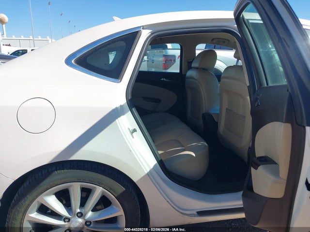 44328218 :رقم المزاد ، 1G4PS5SK5C4142650 vin ، 2012 Buick Verano Leather Group مزاد بيع