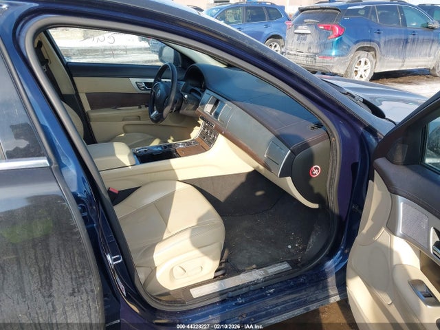 2012 Jaguar Xf მანქანა იყიდება აუქციონზე, vin: SAJWA0FB5CLS52931, აუქციონის ნომერი: 44328227