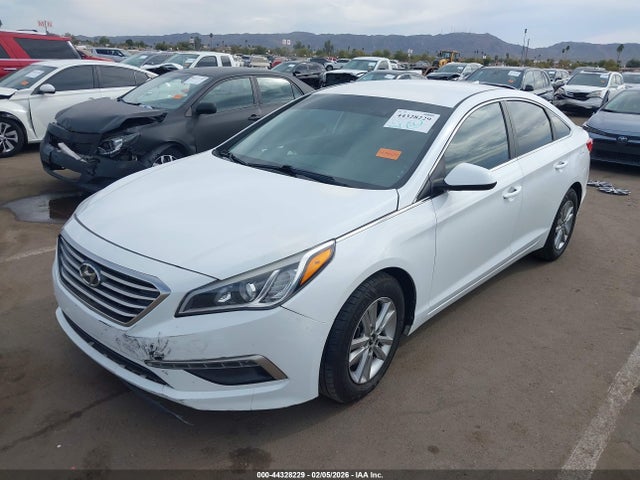 Hyundai SONATA SE 2015 5NPE24AF4FH065343 Image 2