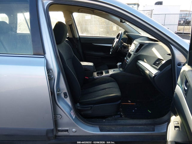 Subaru Outback 2.5i 2014 4S4BRBAC7E3249593 Image 5