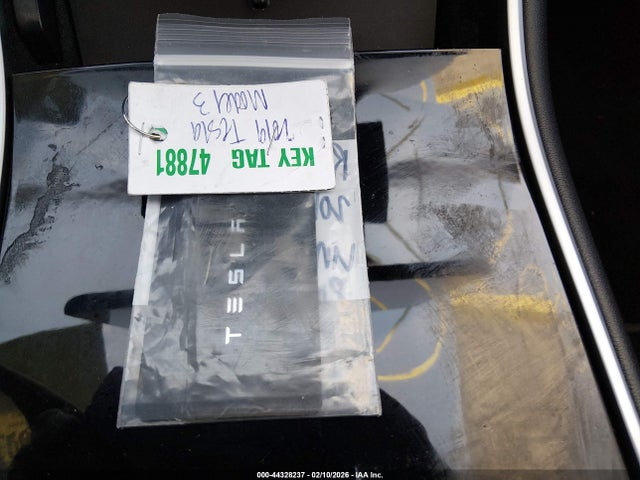 2019 TESLA MODEL 3 5YJ3E1EA1KF301046 Photo 10