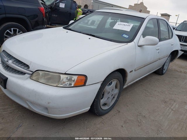 2001 NISSAN ALTIMA 1N4DL01D11C206587 Photo 1