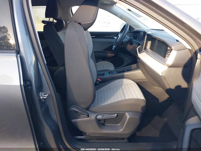 3VVCR7RM1SM027615 Volkswagen Tiguan 2.0t S