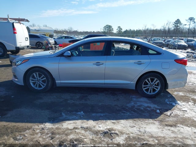 Hyundai SONATA SE 2015 5NPE24AF7FH199084 Image 14