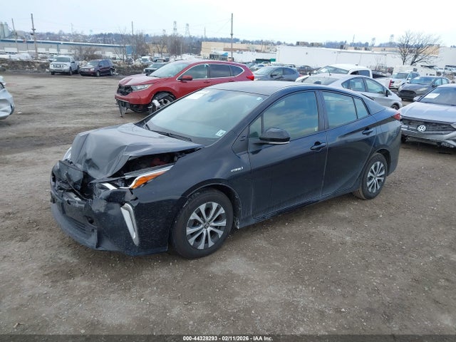 JTDL9MFU2M3026253 Toyota Prius Xle Awd-e
