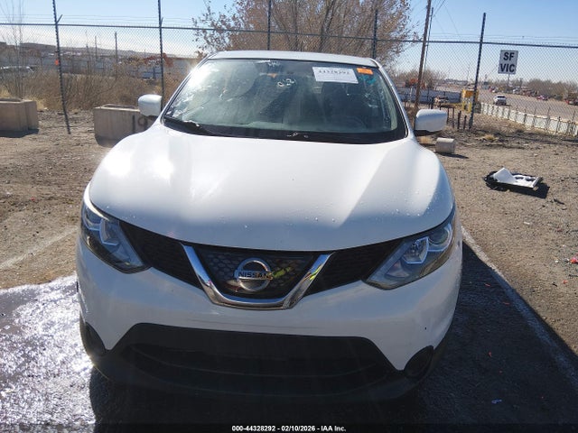 JN1BJ1CP1JW162208 Nissan Rogue Sport S