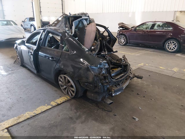 WAUGMAF43HN048459 Audi A4 2.0t Ultra Premium