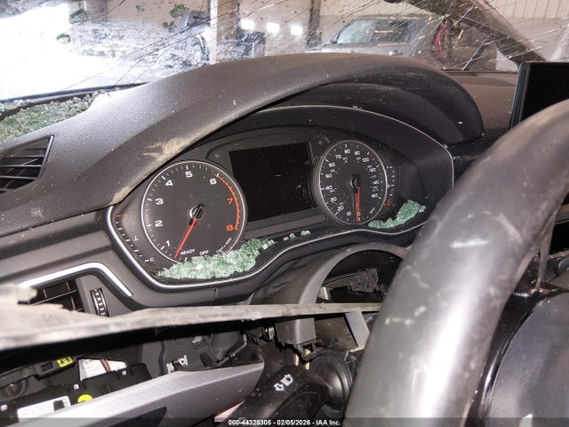 WAUGMAF43HN048459 Audi A4 2.0t Ultra Premium