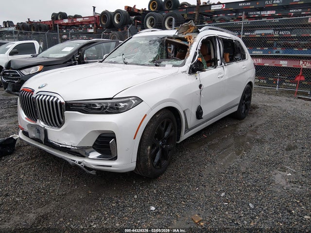 2022 BMW X7 5UXCW2C00N9K39438 Photo 1