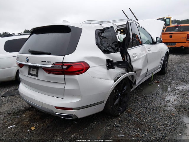2022 BMW X7 5UXCW2C00N9K39438 Photo 5