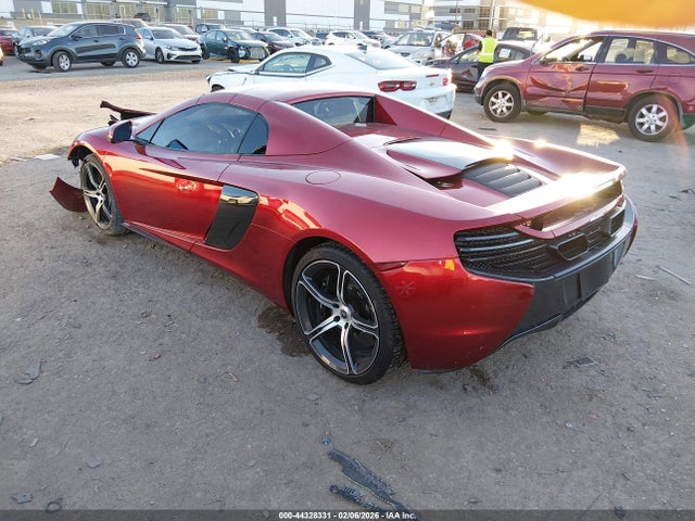 2015 MCLAREN 650S SBM11FAA2FW004592 Photo 2