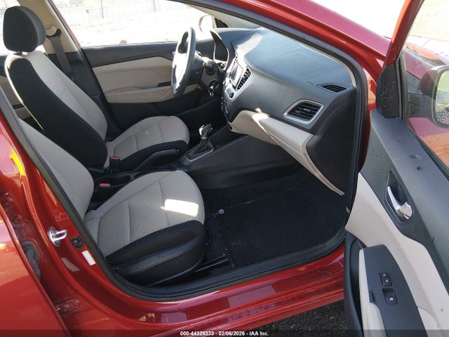2020 Hyundai Accent Se მანქანა იყიდება აუქციონზე, vin: 3KPC24A66LE125985, აუქციონის ნომერი: 44328333