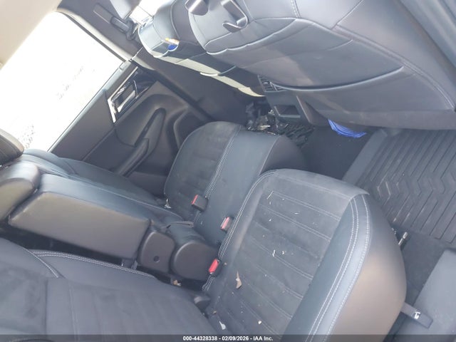 2022 MITSUBISHI OUTLANDER JA4J3UA8XNZ011303 Photo 7