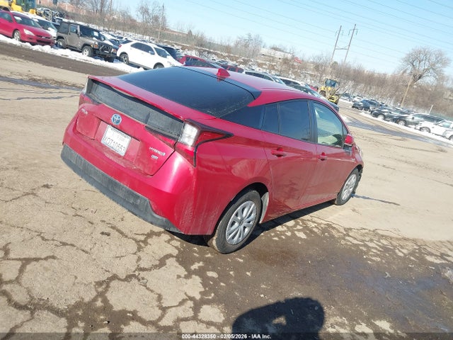 JTDKAMFU6M3147869 Toyota Prius L Eco