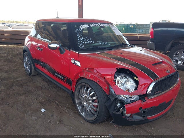 2008 MINI COOPER S WMWMF73548TV32665 Photo 5