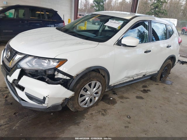 Nissan ROGUE S 2017 KNMAT2MVXHP518603 Image 2