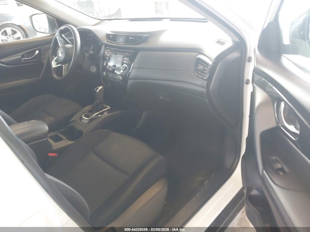 Nissan ROGUE S 2017 KNMAT2MVXHP518603 Image 5