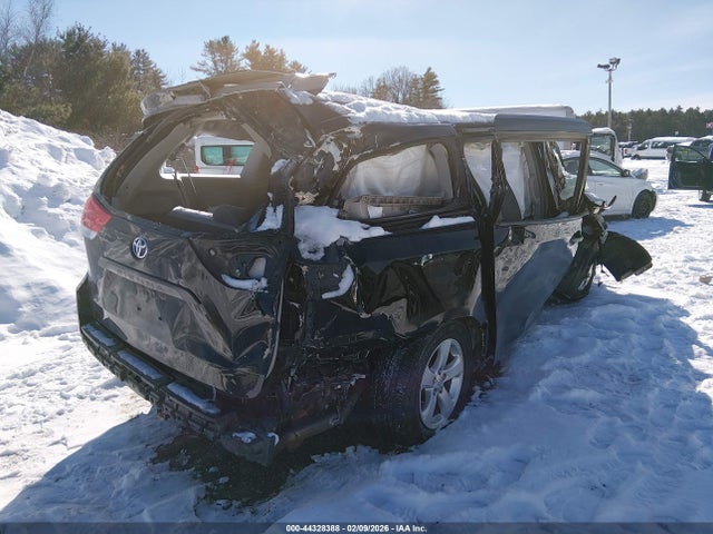5TDZK3DC6ES452241 Toyota Sienna L V6 7 Passenger