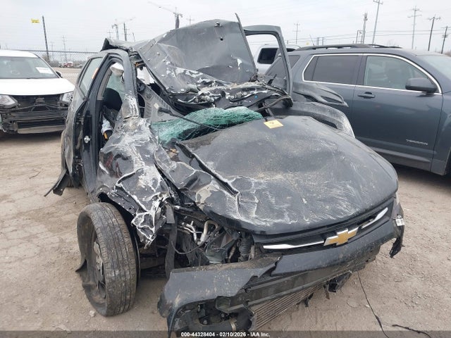 3GNCJKSB7JL186992 Chevrolet TRAX LS