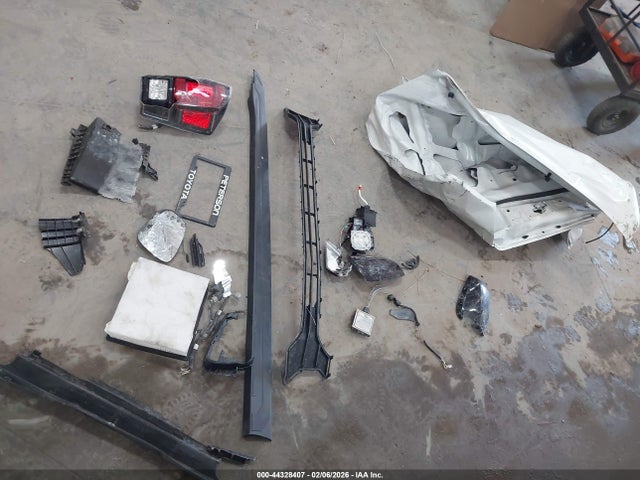 3TYGZ5AN8PT165298 Toyota Tacoma Limited