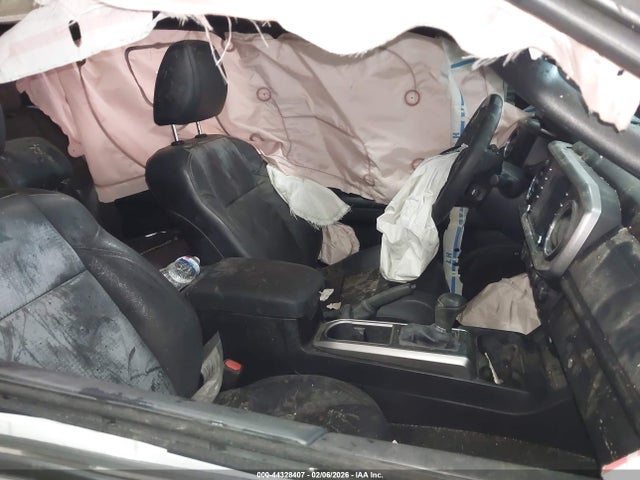 3TYGZ5AN8PT165298 Toyota Tacoma Limited