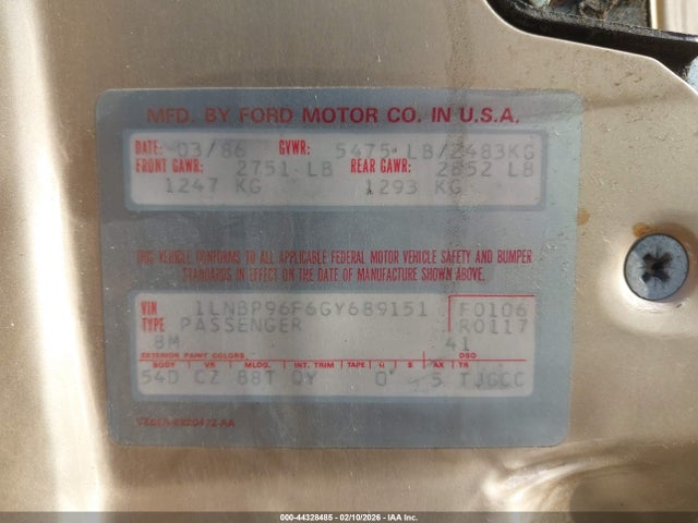 1986 Lincoln Town Car მანქანა იყიდება აუქციონზე, vin: 1LNBP96F6GY689151, აუქციონის ნომერი: 44328485