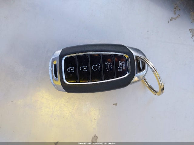 5NPLM4AG6MH019195 Hyundai ELANTRA SEL