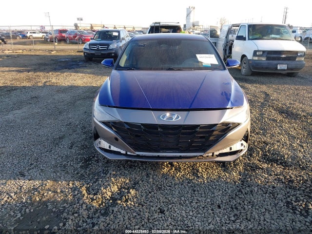 5NPLM4AG6MH019195 Hyundai ELANTRA SEL