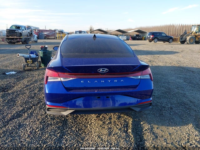 5NPLM4AG6MH019195 Hyundai ELANTRA SEL