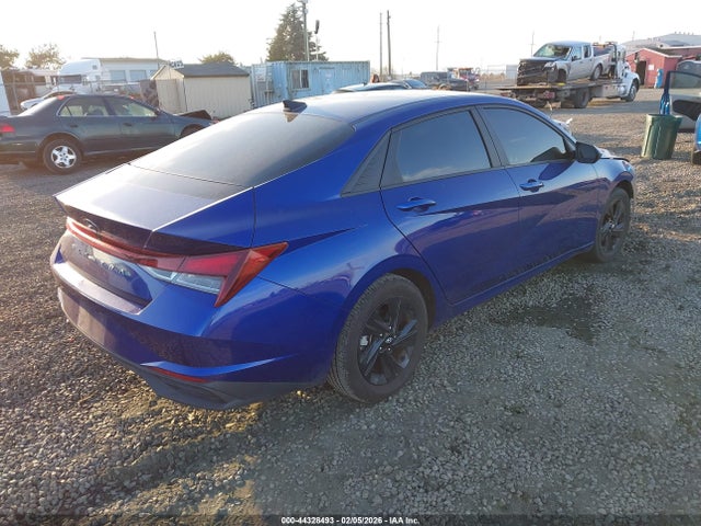5NPLM4AG6MH019195 Hyundai ELANTRA SEL