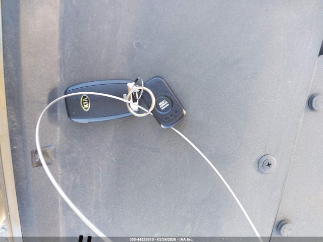 5XYPK4A56GG010109 KIA Sorento 3.3l Sxl