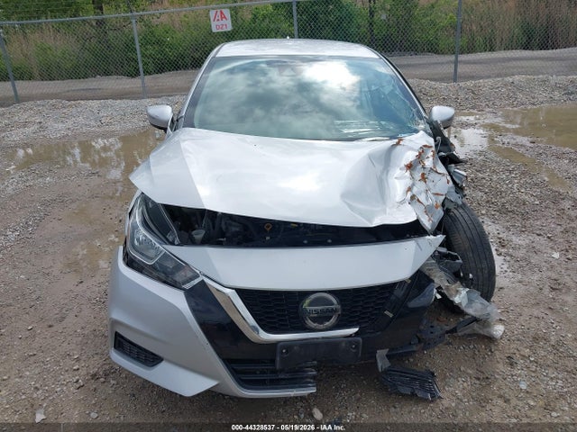 Продажа на аукционе авто 2020 Nissan Versa Sv Xtronic Cvt, vin: 3N1CN8EV2LL809527, номер лота: 44328537